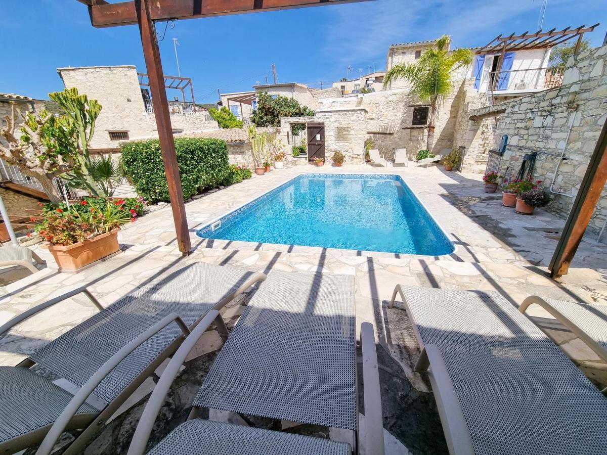 Poseidon'S Pool Paradise Szkarínu Kültér fotó